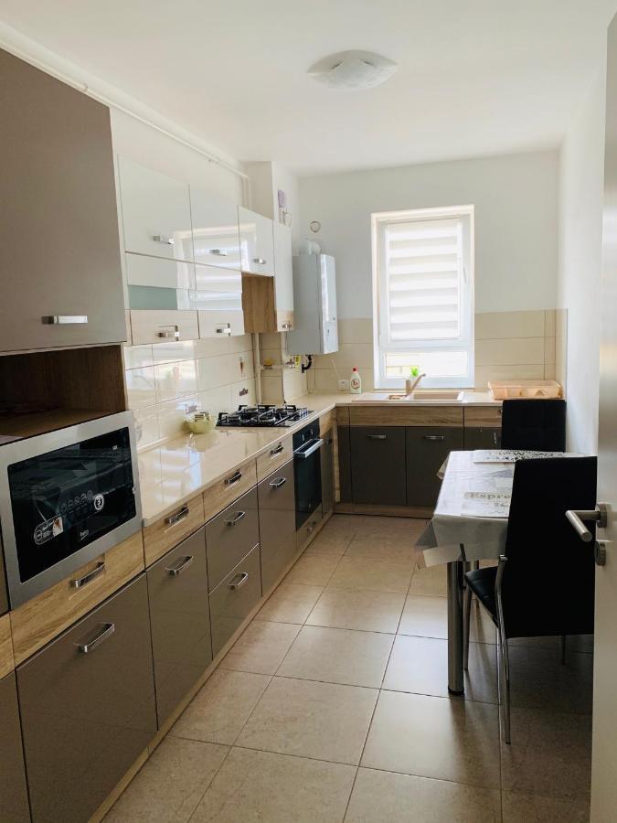 Marius Apartment Брашов Екстериор снимка